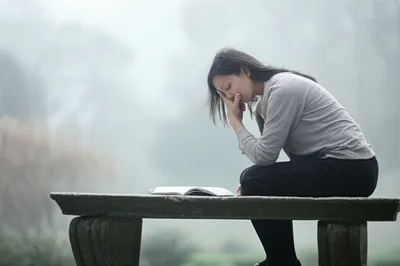 Illustration thoughtfully