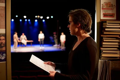 Illustration dramaturg - Image 1