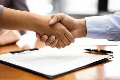 Illustration agreeing - Image 1