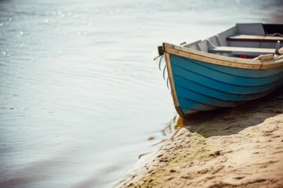 Illustration over - Image 1