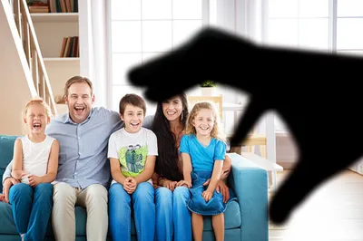 Illustration intruded - Image 1