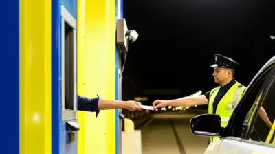 Illustration cash box - Image 1