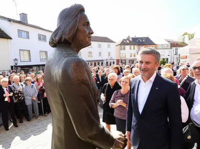 Illustration dedicate - Image 1