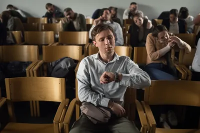 Illustration yawn - Image 1