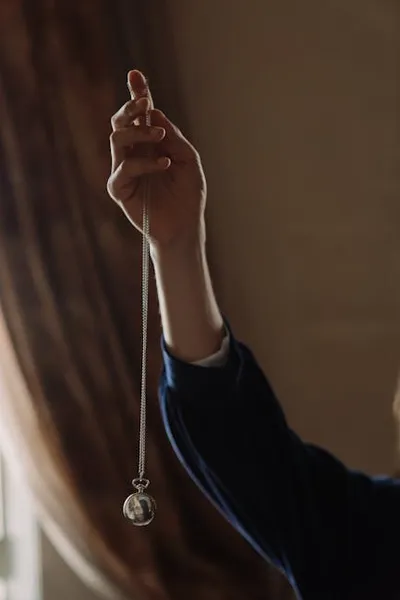 Illustration mesmerism - Image 2