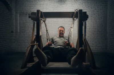 Illustration torment - Image 1