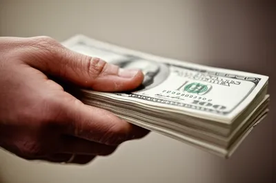 Illustration salary - Image 1