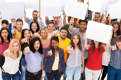 Illustration demonstrators - Image 1