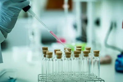 Illustration vials - Image 1