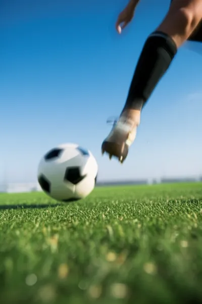 Illustration kicks - Image 1