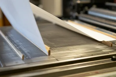 Illustration bearers - Image 1