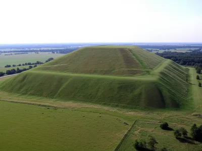 Illustration mound - Image 1