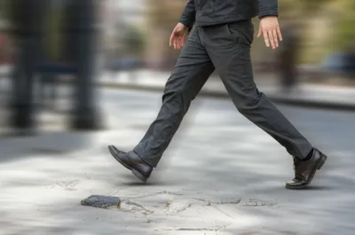 Illustration stumbled - Image 1