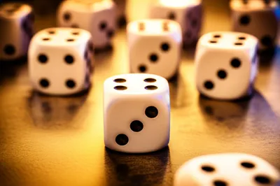 Illustration dices - Image 1