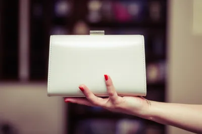 Illustration clutches - Image 1