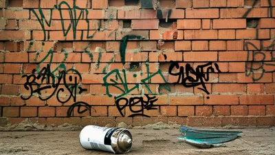 Illustration vandalized - Image 1