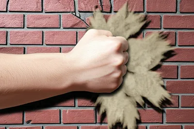 Illustration cracking - Image 1