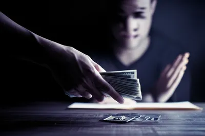 Illustration bribe - Image 1