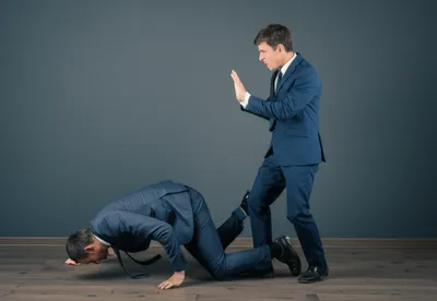 Illustration benched - Image 1