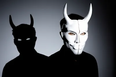 Illustration hypocrisy - Image 1