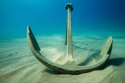 Illustration crown - Image 1