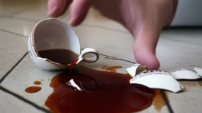 Illustration mishandle - Image 1