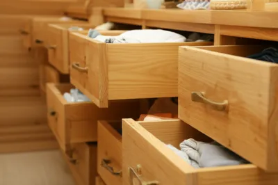 Illustration chests - Image 1