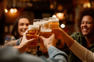 Illustration hum - Image 1