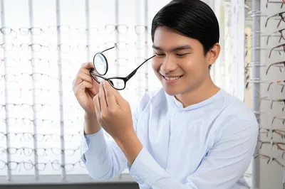 Illustration optician - Image 1