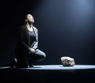 Illustration glorifying - Image 1