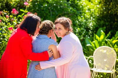 Illustration gossip - Image 1