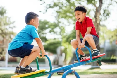 Illustration teeter - Image 1