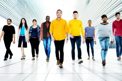 Illustration forward - Image 1