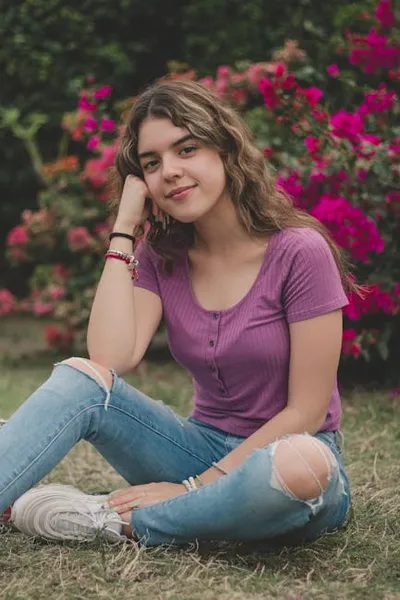 Illustration torn - Image 2