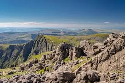 Illustration craggy - Image 2