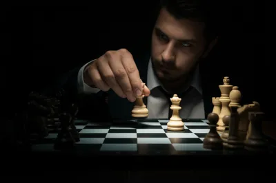 Illustration maneuvering - Image 1