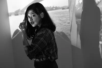 Illustration projecting - Image 2