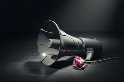 Illustration slammed - Image 1