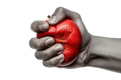 Illustration abused - Image 1