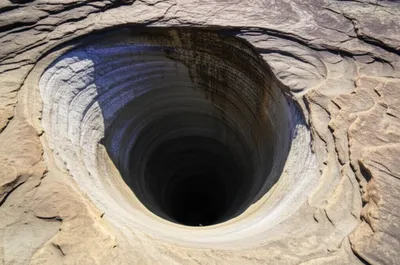 Illustration basin - Image 1