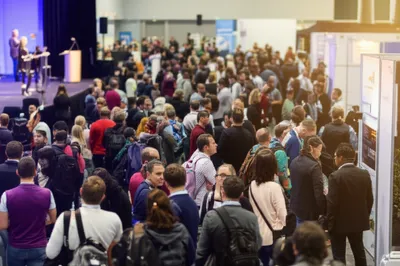 Illustration attendees - Image 1