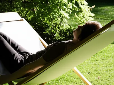 Illustration recline - Image 1