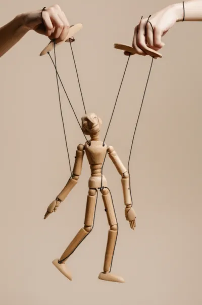 Illustration strung - Image 1