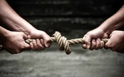 Illustration twisting - Image 1