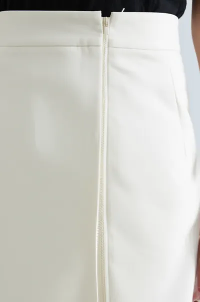 Illustration placket - Image 1