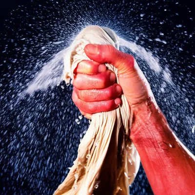 Illustration wringing - Image 1