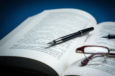 Illustration read - Image 1