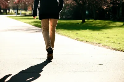 Illustration saunter - Image 1