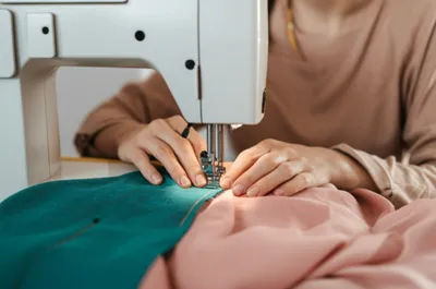 Illustration seamer - Image 1