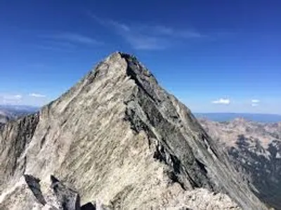 Illustration peak - Image 2